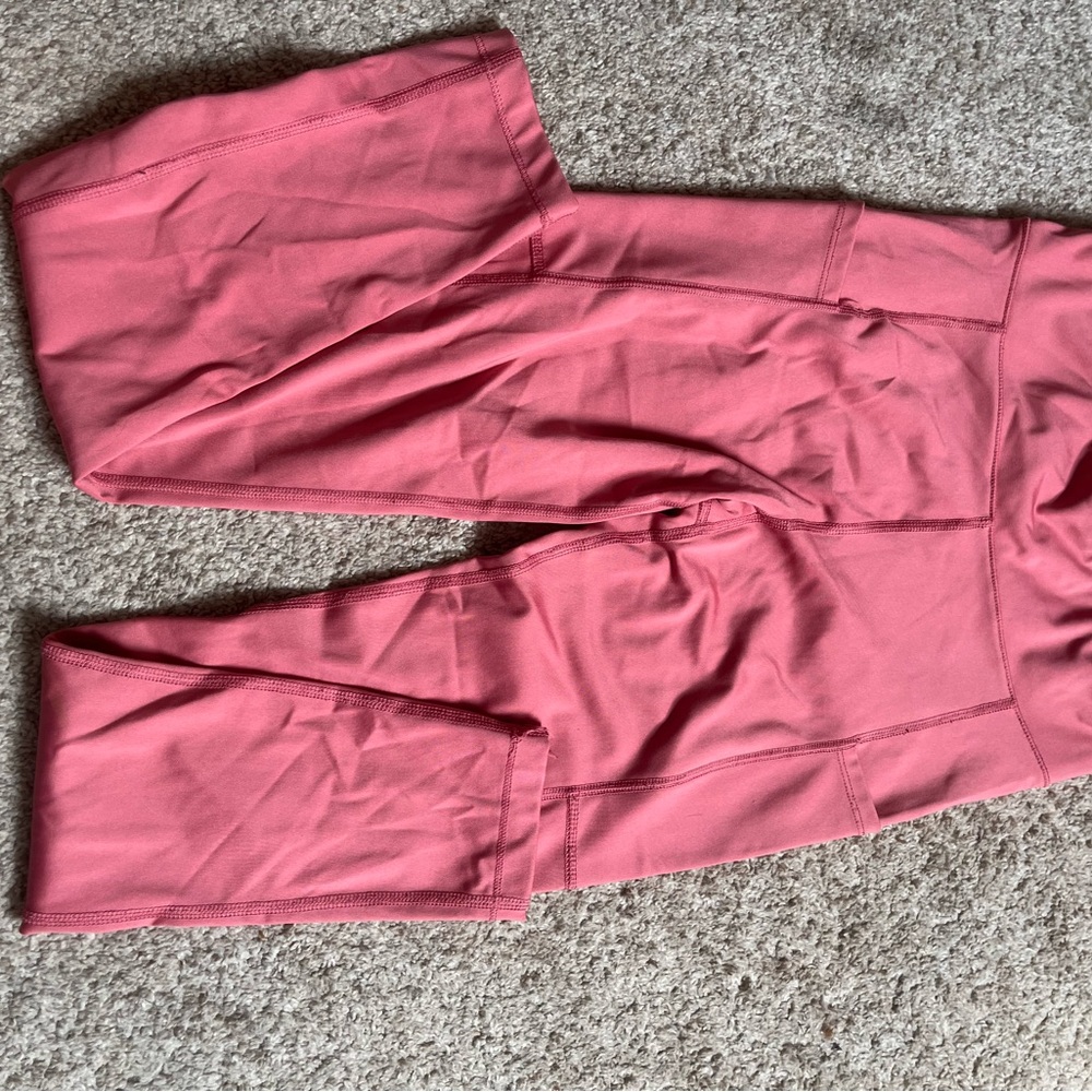Aeropostale Pink Cropped Ankle Pants